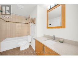 1906 - 242 Rideau Street, Ottawa, ON K1N0B7 Photo 13