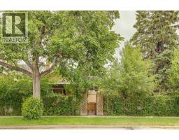 506 38 Avenue SW - photo 1