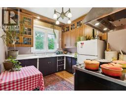 506 38 Avenue SW - photo 7
