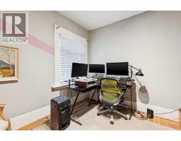 506 38 Avenue SW - photo 10