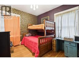 506 38 Avenue SW - photo 8