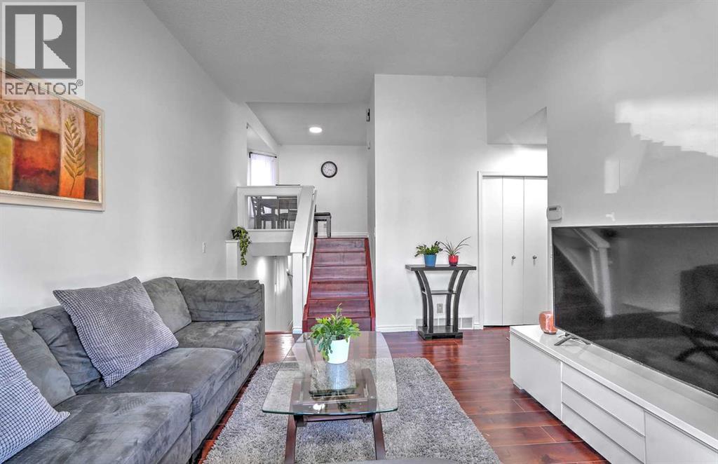 72 Martindale Close NE - photo 6