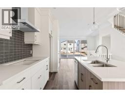 4pc Bathroom - 90 Setonvista Grove Se, Calgary, AB T3M4H7 Photo 9