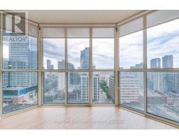 1811 - 24 Wellesley Street W, Toronto, ON M4Y2X6 Photo 9