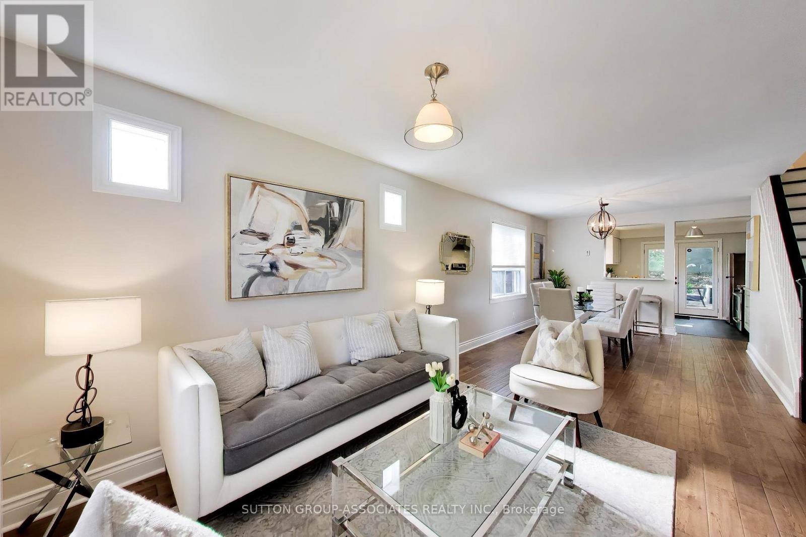 4 BELLHAVEN ROAD, Toronto (Woodbine Corridor) — photo 2