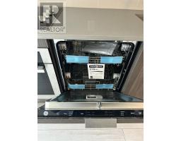 1805 - 2035 Kennedy Road, Toronto, ON M1T3G2 Photo 6