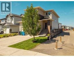 279 Northlander Bend W - photo 2