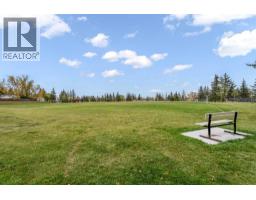 135 Cantree Place Sw, Calgary, AB T2W2K2 Photo 42