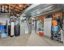 135 Cantree Place Sw, Calgary, AB T2W2K2 Photo 36
