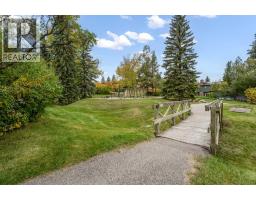 135 Cantree Place Sw, Calgary, AB T2W2K2 Photo 39