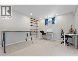 135 Cantree Place Sw, Calgary, AB T2W2K2 Photo 34