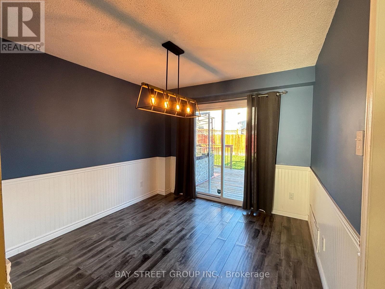 27 LINDSAY COURT, Barrie (Cundles East) — photo 6