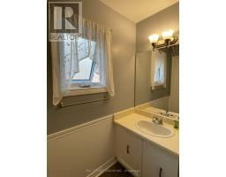 27 Lindsay Court, Barrie, ON L4M6G5 Photo 13