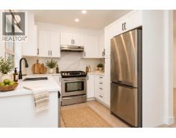 105 3097 Lincoln Avenue, Coquitlam, BC V3B0L1 Photo 11