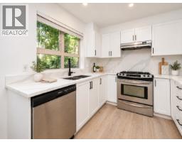 105 3097 Lincoln Avenue, Coquitlam, BC V3B0L1 Photo 9