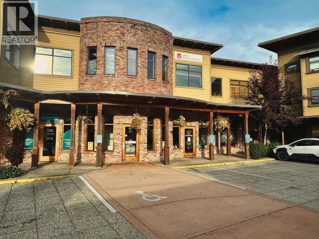 104-4675 MARINE AVE, Powell River, British Columbia, V8A2L2, Powell River, British Columbia — photo 3 of 5