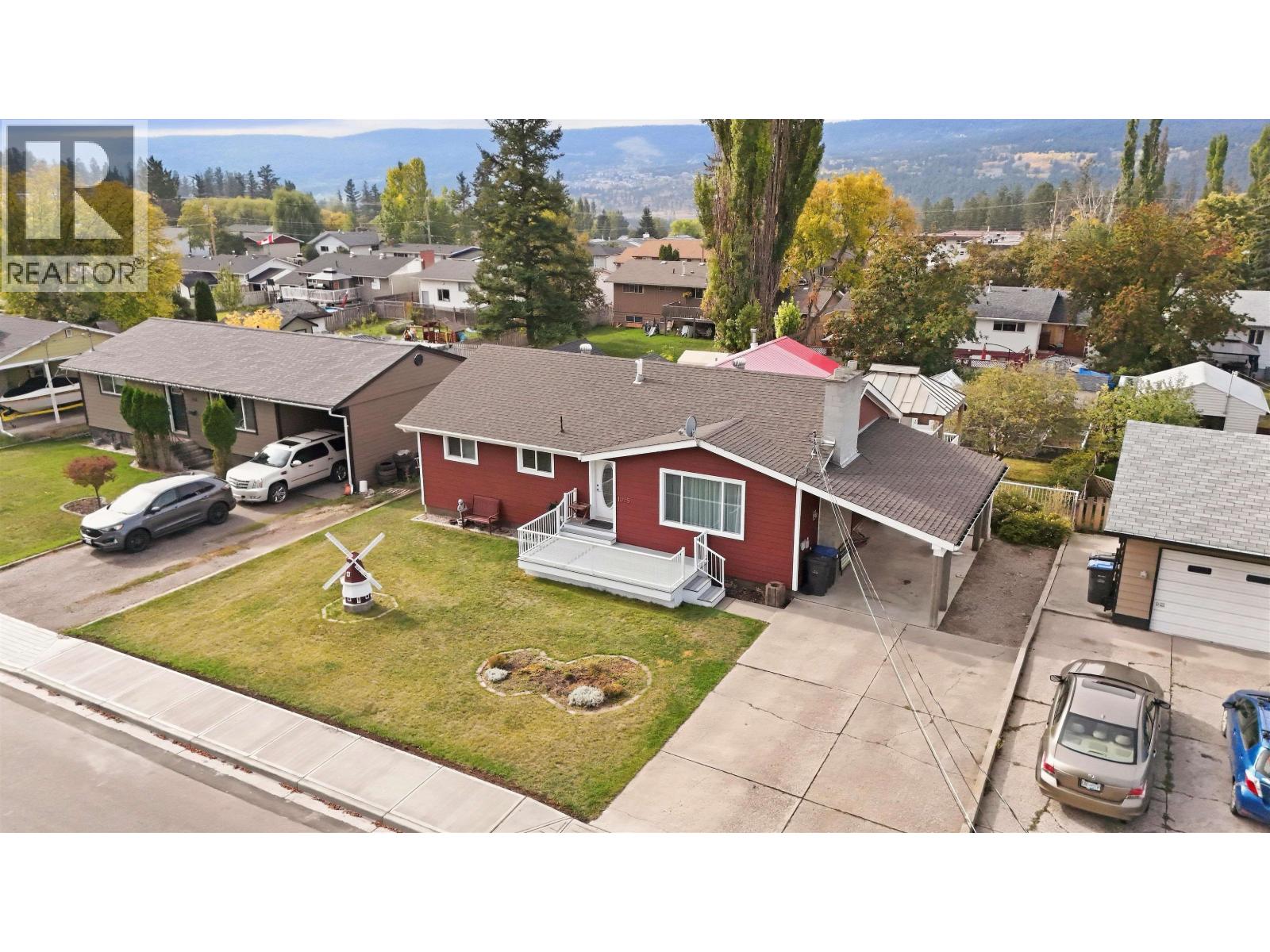 1025 PIGEON AVENUE - Image 31