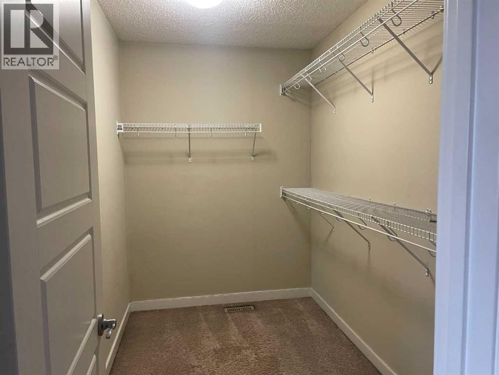 244 Skyview Shores Manor NE - photo 14