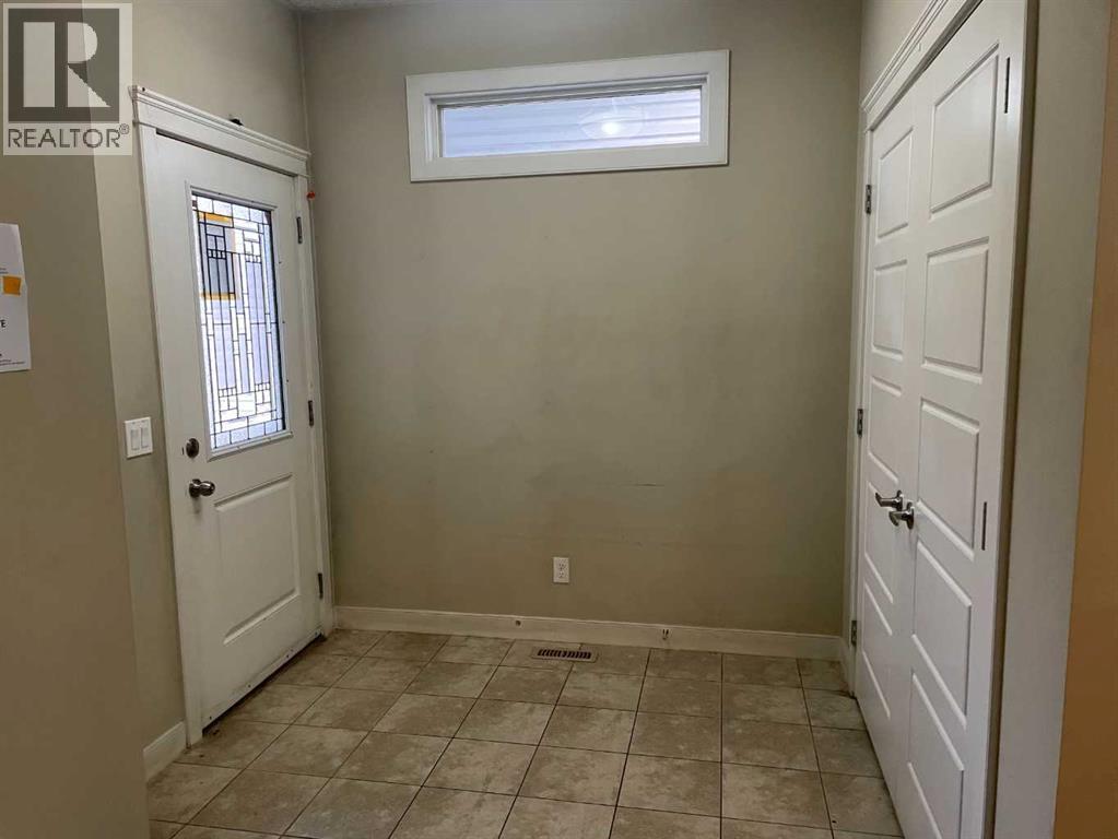 244 Skyview Shores Manor NE - photo 2