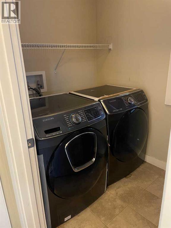 244 Skyview Shores Manor NE - photo 24