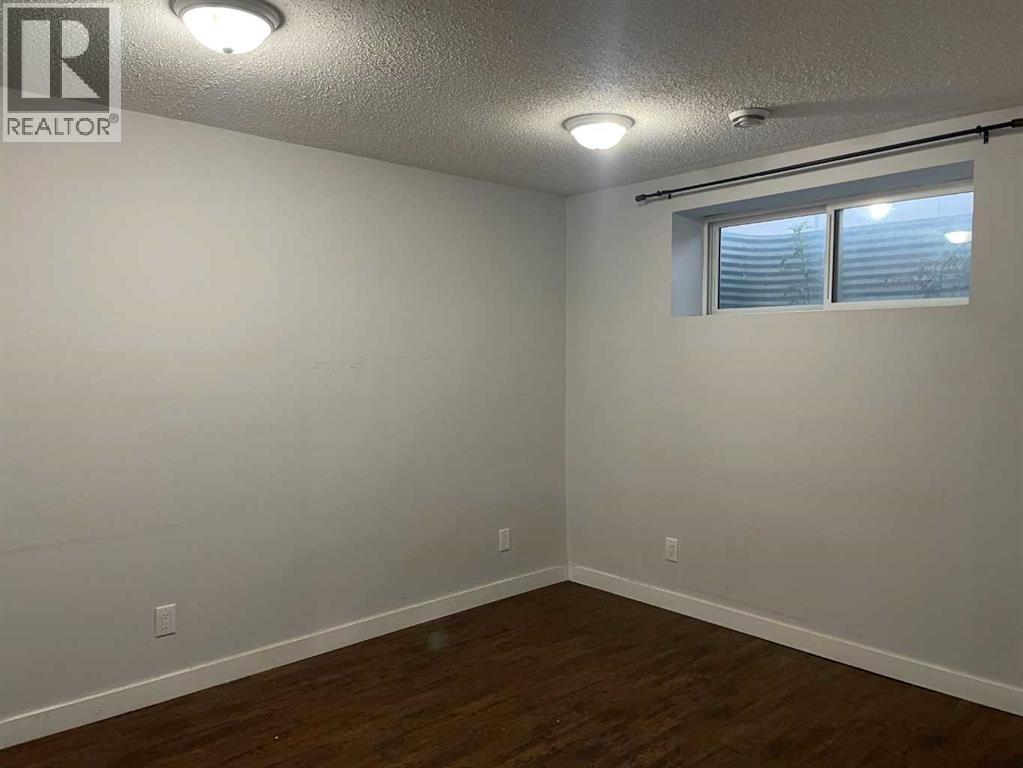 244 Skyview Shores Manor NE - photo 26
