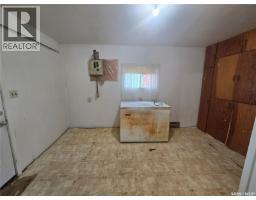 206 Osler Street, Windthorst, SK S0G5G0 Photo 17