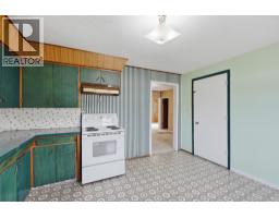 3987 Yellowhead Highway, Kamloops, BC V2H1K6 Photo 14