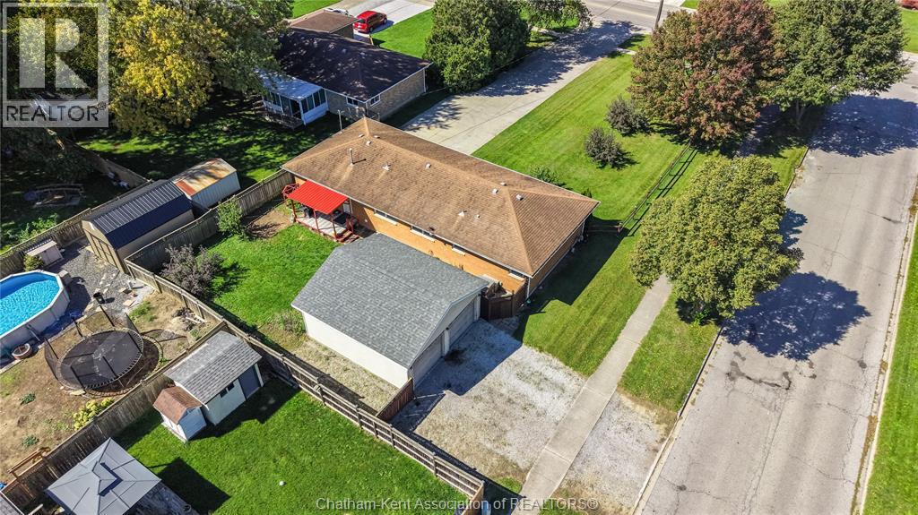 410 MCNAUGHTON AVENUE East - 37