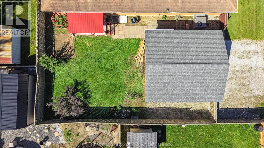 410 MCNAUGHTON AVENUE East - 40