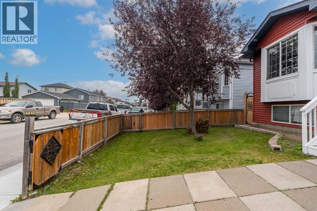 65 Martinvalley Road NE - photo 2