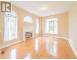 2507 Nichols Drive, Oakville, ON L6H7A4 Photo 9
