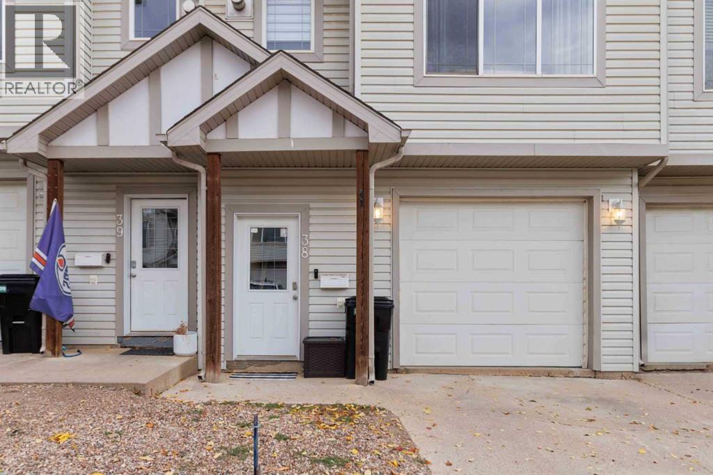 240 LAFFONT Way, Fort McMurray, Alberta, T9K2W2, Fort McMurray, Alberta — photo 5 of 5
