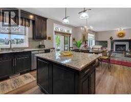 Primary Bedroom - 172 Ridge View Close, Cochrane, AB T4C0P5 Photo 12