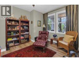 Den - 172 Ridge View Close, Cochrane, AB T4C0P5 Photo 6