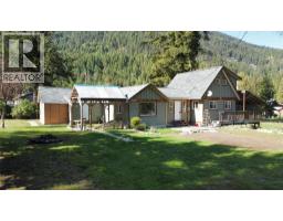2018 Tarrys Road, Castlegar, BC V1N4N1 Photo 49