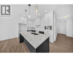 1408 South Point Villas SW - photo 12