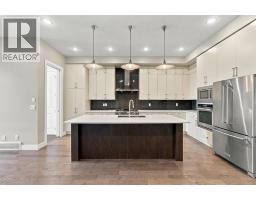 Primary Bedroom - 1458 Richland Road Ne, Calgary, AB T3E5M6 Photo 12