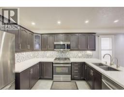 553 Waterton Drive, Waterloo, ON N2V2K5 Photo 18