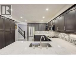 553 Waterton Drive, Waterloo, ON N2V2K5 Photo 17