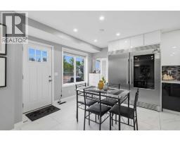 Kitchen - 319 Coventry Road Ne, Calgary, AB T3K5K5 Photo 11