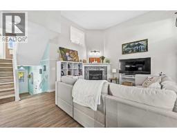 Foyer - 66 Kingsland Villas Sw, Calgary, AB T2V5J9 Photo 10
