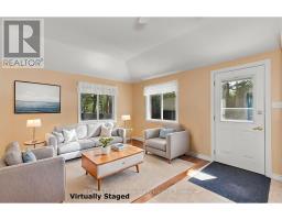 511 Oxbow Park Drive, Wasaga Beach, ON L9Z2T9 Photo 11