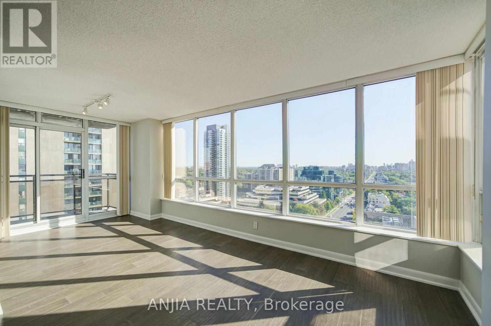 Photo of -33 Sheppard Avenue