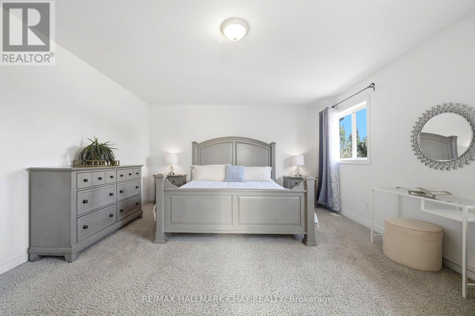 61 CARLETON TRAIL - Image 23