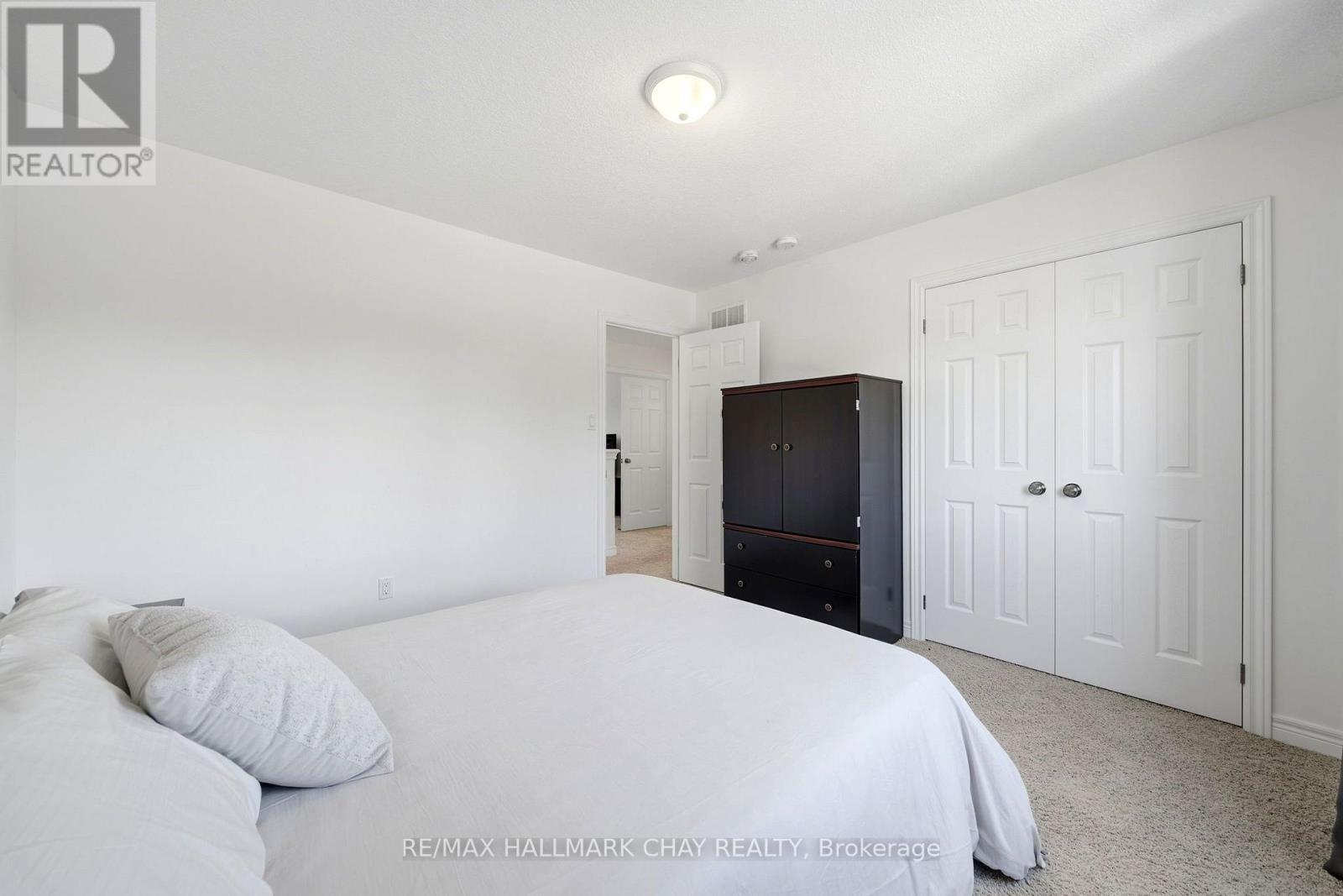 61 CARLETON TRAIL - Image 28