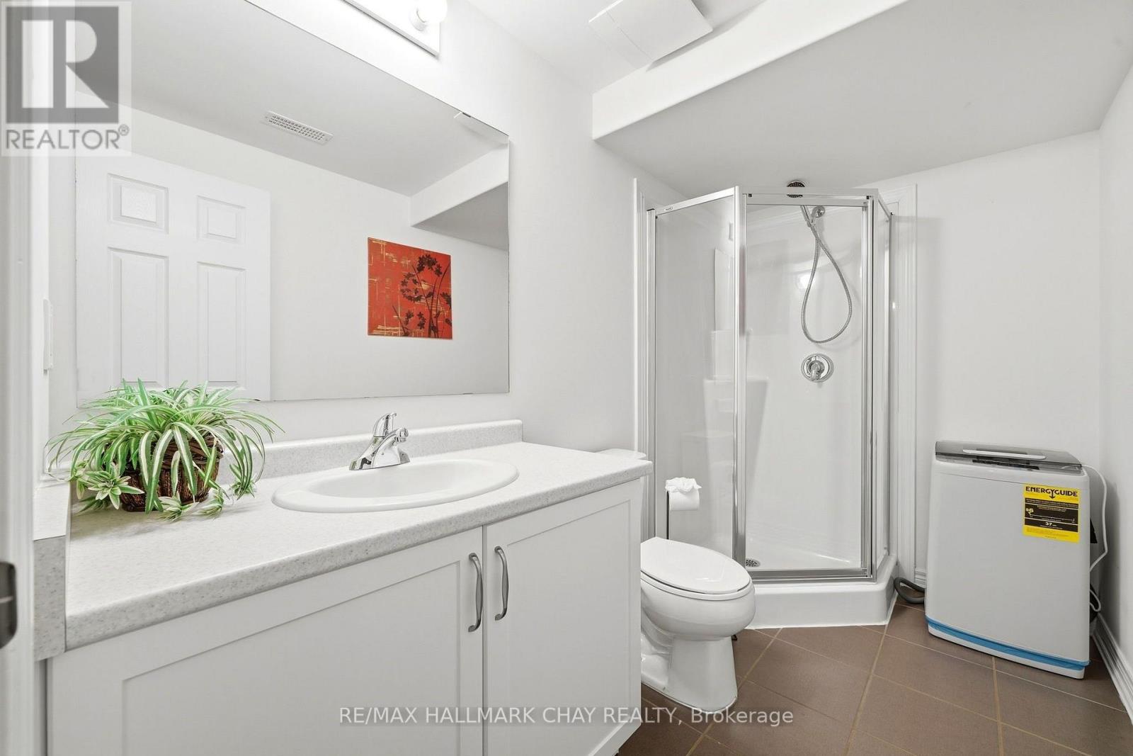61 CARLETON TRAIL - 36