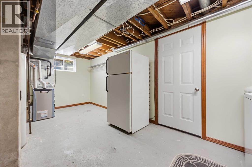 502 INDIAN ROAD North - 21