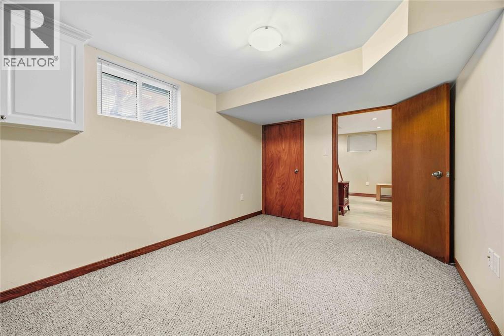 502 INDIAN ROAD North - 23
