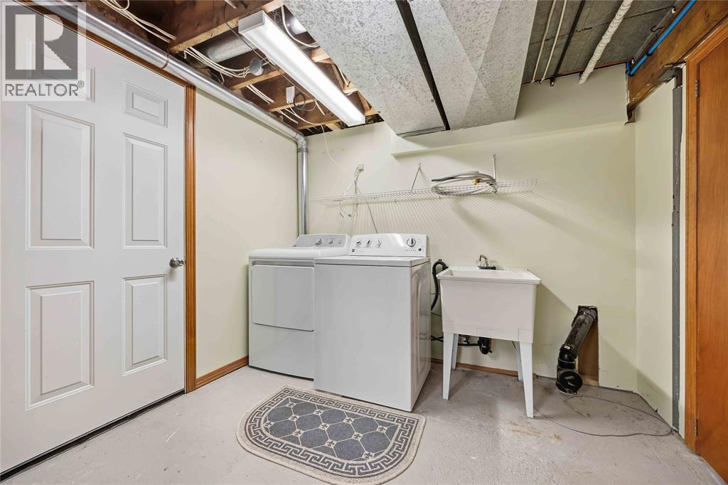 502 INDIAN ROAD North - 20
