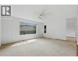 30 Sandarac Circle Nw, Calgary, AB T3K3G7 Photo 15